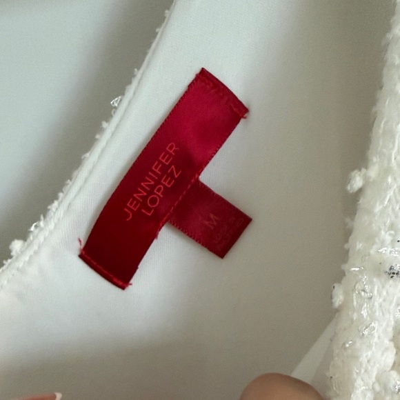 Jennifer Lopez White Textured  Knit | Size M | Subtle Sparkle - Picture 2 of 6